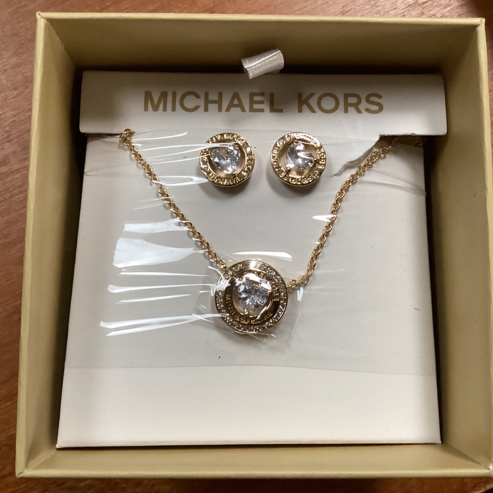 Michael Kors Jewelry Set Necklace and Earrings New in Box